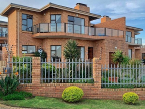 Aporto Villa